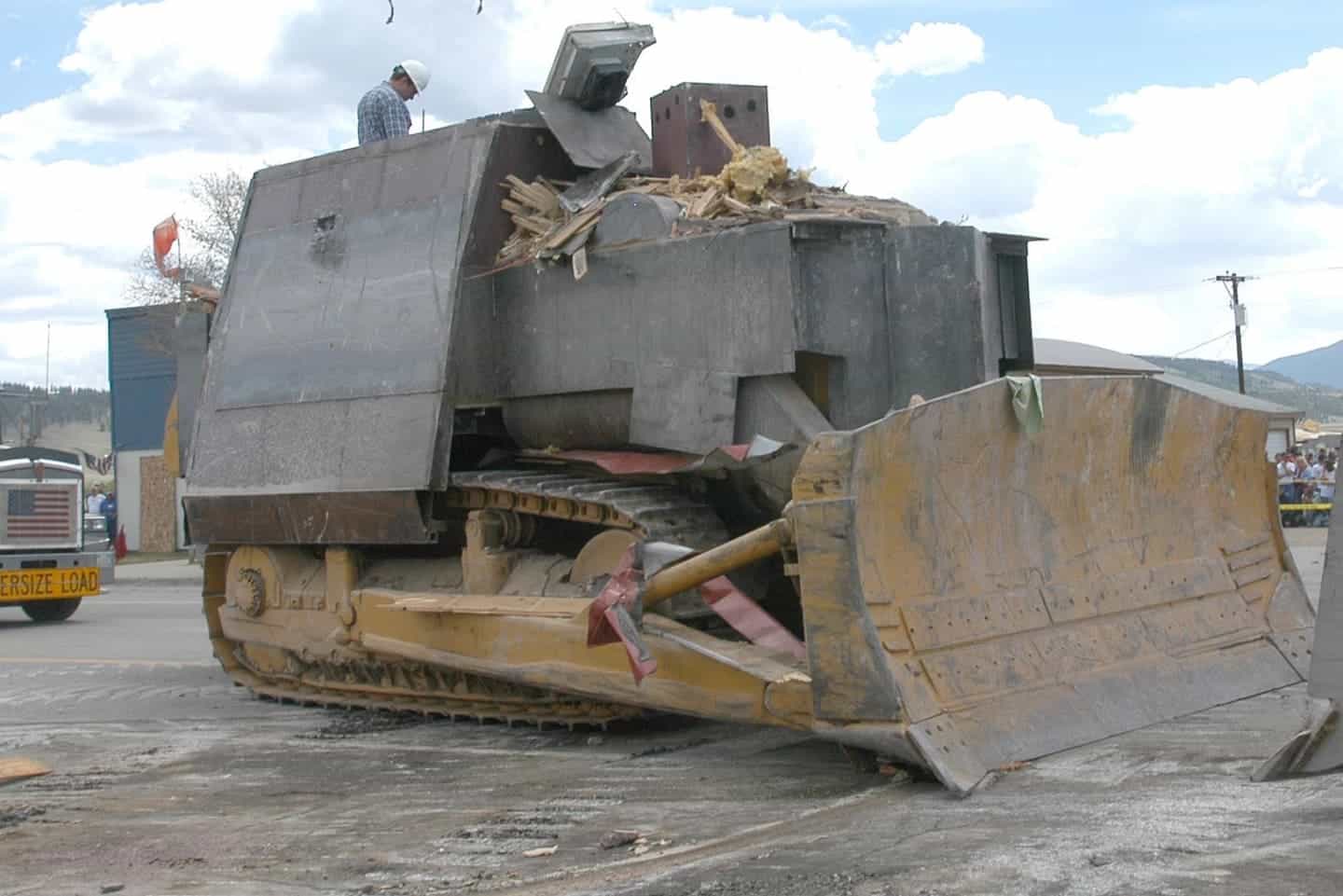 L Histoire Incroyable De Marvin Heemeyer Et Du Killdozer l-histoire-incroyable-de-marvin-heemeyer-et-du-killdozer